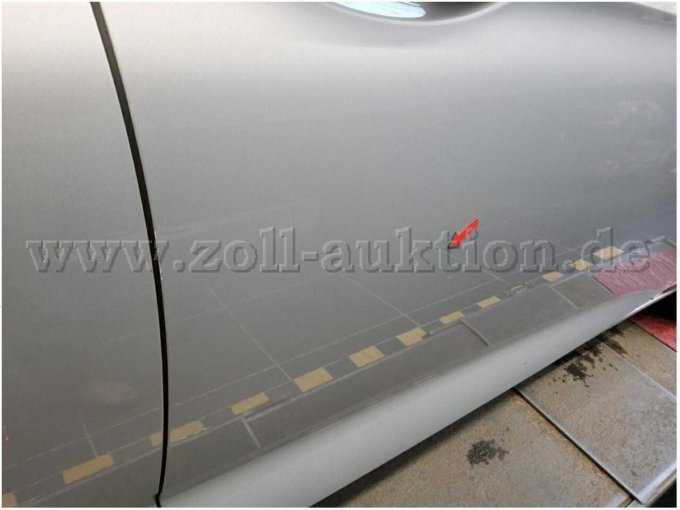 Tür vorne rechts Lackierung, verschrammt, lackieren 2