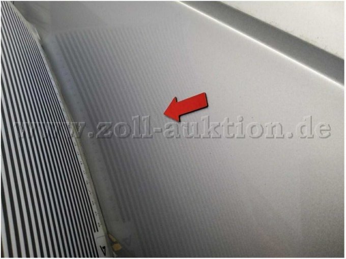 Kotflügel vorne rechts, deformiert, instandsetzen