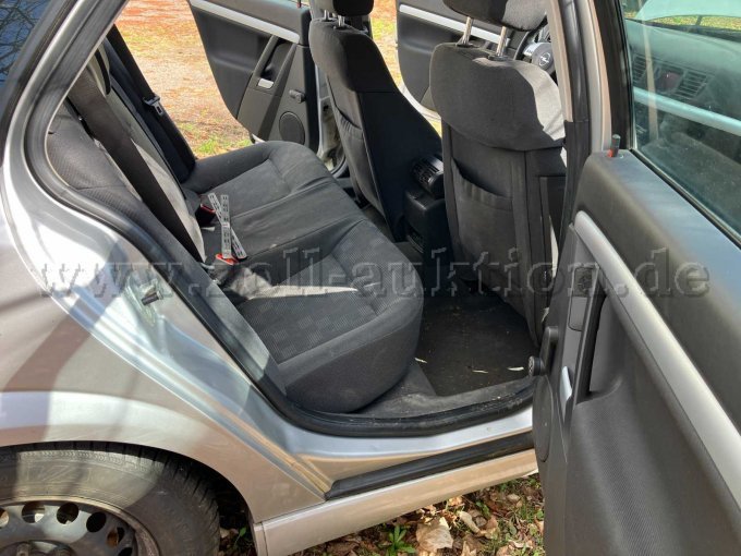 Rücksitzbank Beifahrerseite