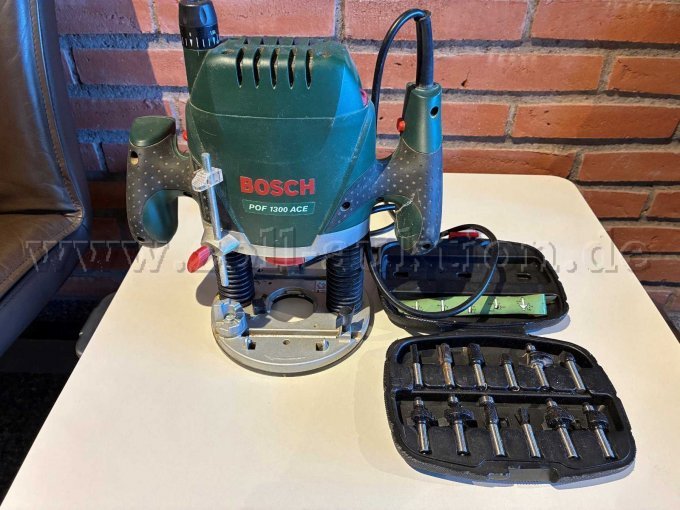 Fräse mit Bohrer Fräse mit Bohrer