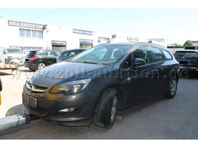Opel-Astra -vorne links-