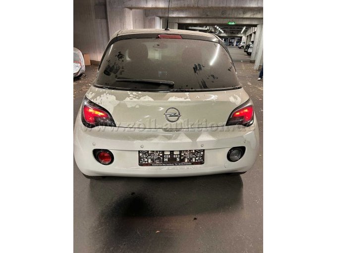 Fahrzeug_von_hinten_Kofferraum