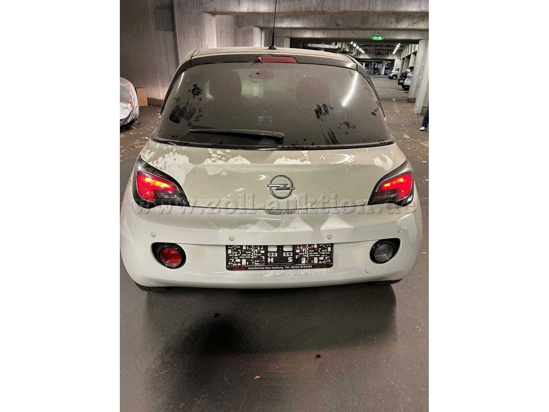 Fahrzeug_von_hinten_Kofferraum