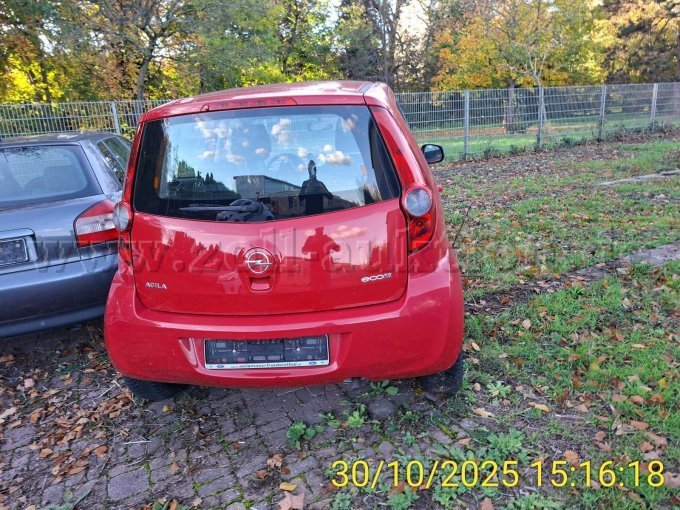 Opel Agila Ansicht hinten