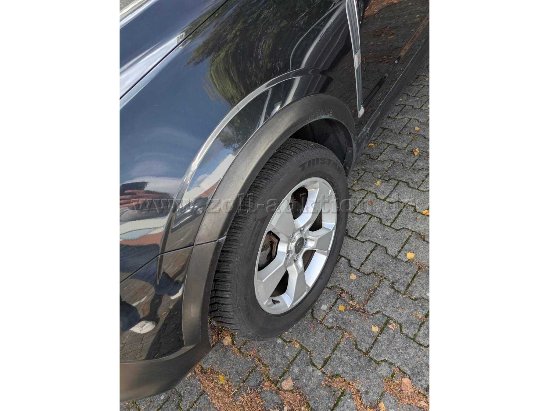 seitlich vorne