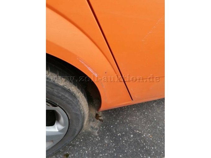 Kratzer rechts hinten Radgehäuse