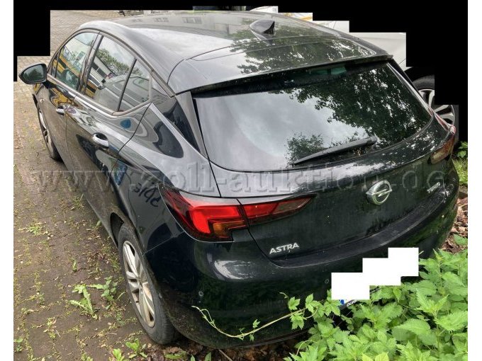 Heckansicht und Fahrerseite