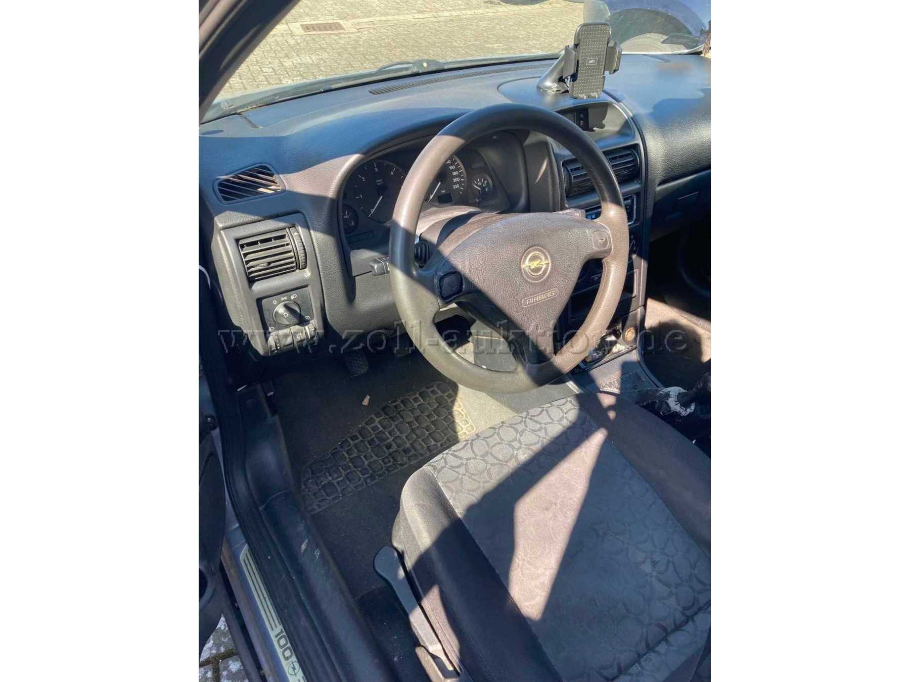 Opel Astra, Cockpit