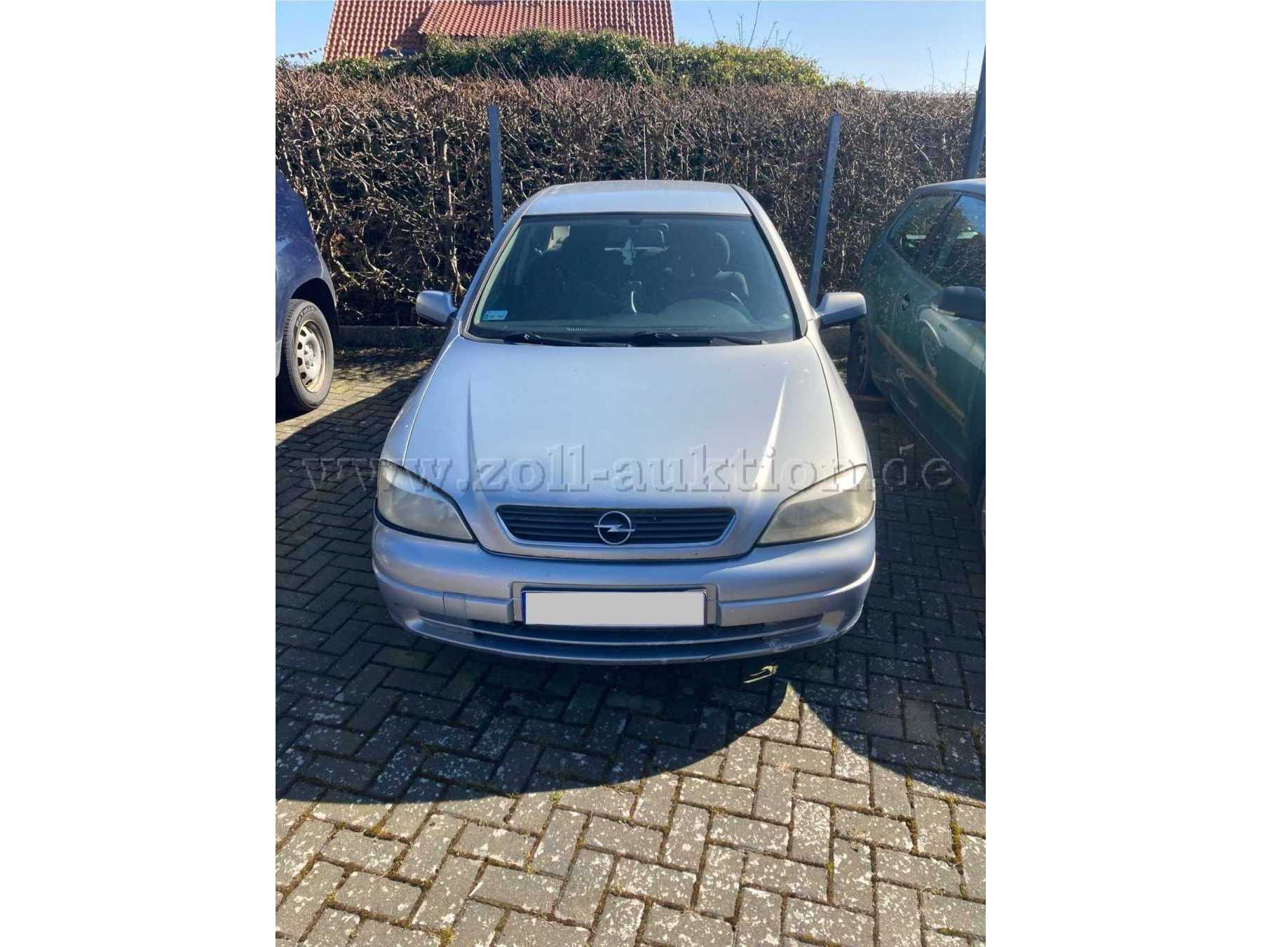 Opel Astra, Front