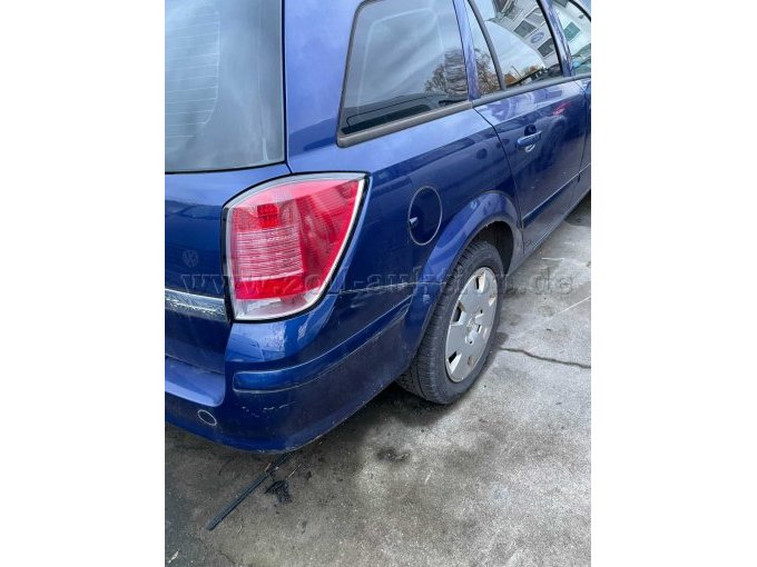 Opel Astra rechts
