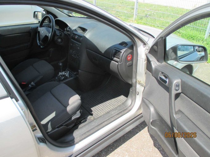 1 Opel Astra G 2,2 EcoTec Selection *nur rollfähig* – foto 12 – kavel bij Zoll-Auktion, Stuttgart