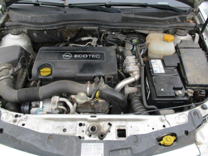 1 Opel Astra H Station Wagon, 1,7 Diesel, 81 KW Bastler/Defekt – foto 10 – kavel bij Zoll-Auktion, Köln