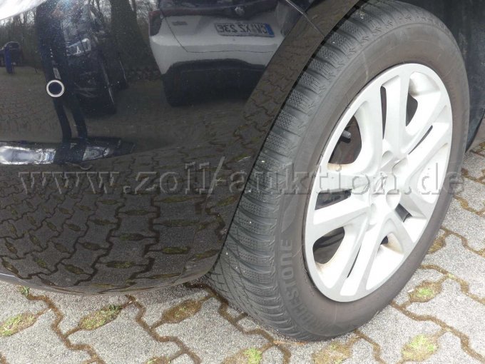 Streifschaden Stoßfänger rechts hinten