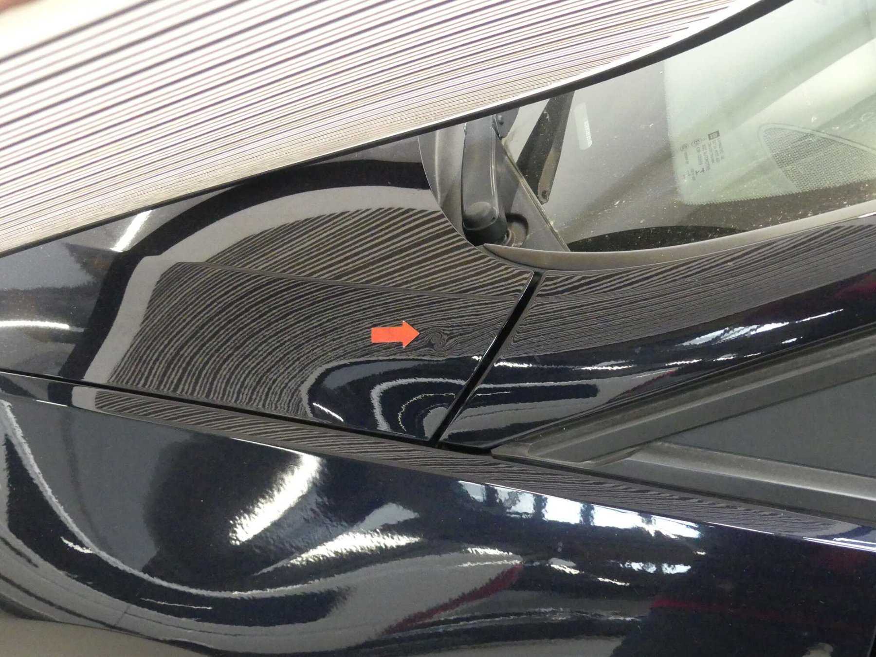 Beschädigung Motorhaube