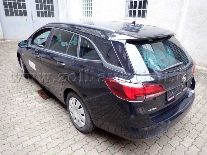 1 Opel Astra K Sportstourer 1.6 CDTI Business – foto 3 – kavel bij Zoll-Auktion, München