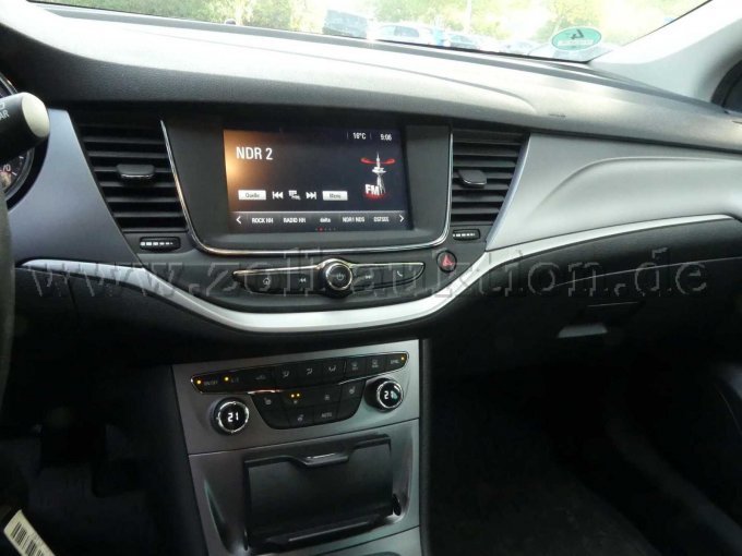 1 Opel Astra K Sportstourer 1.6 CDTI Business Bastlerfahrzeug – BD16-6278 – foto 8 – kavel bij Zoll-Auktion, Hannover