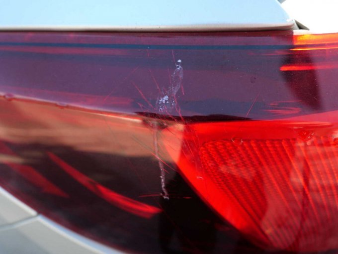 Beschädigung Rückleuchte links