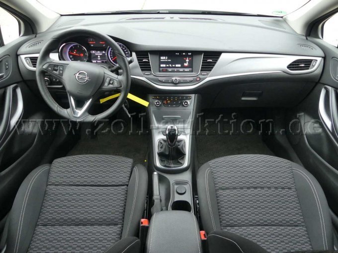 Gesamtansicht Armaturenträger