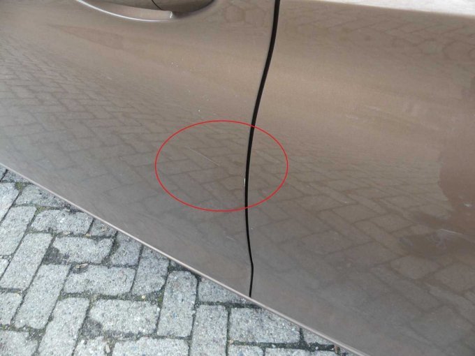 Beispiel-Schaden Anschlagkanten