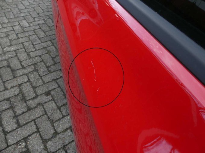 Beispiel-Schaden Kratzer Tür