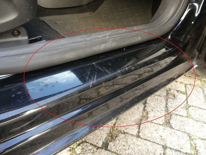 Beispiel-Schaden Einstieg vorn rechts