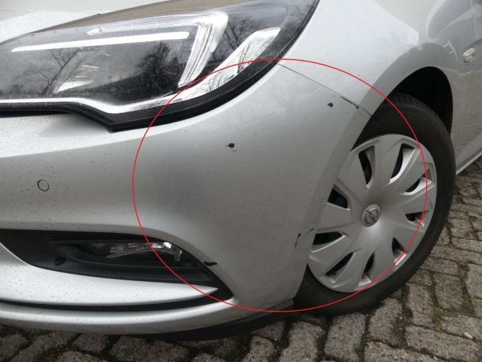 Beispiel-Schaden Stoßfänger vorn