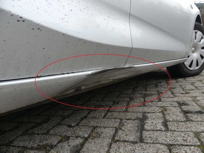 Beispiel-Schaden Schweller rechts