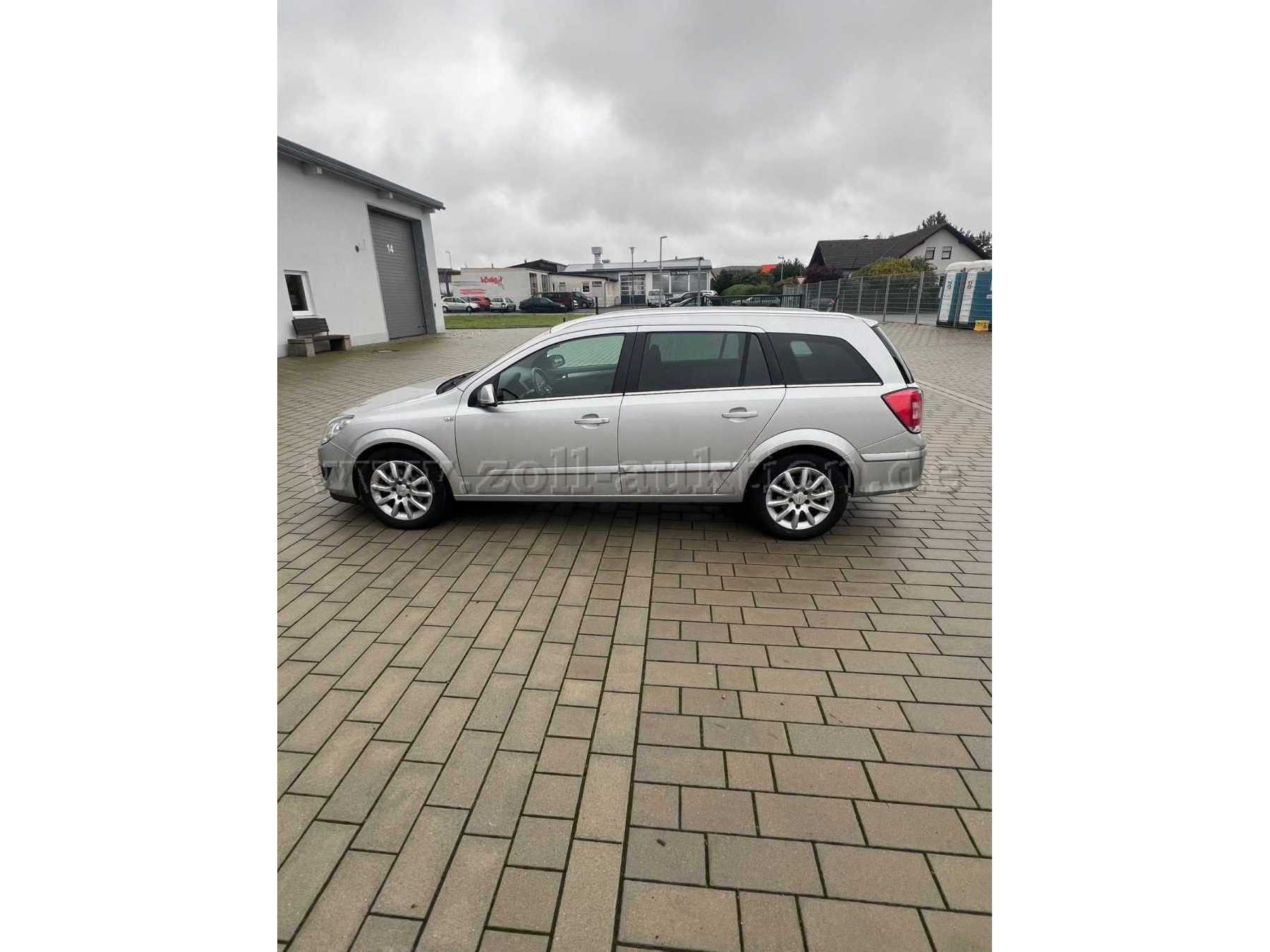 Fahrerseite außen
