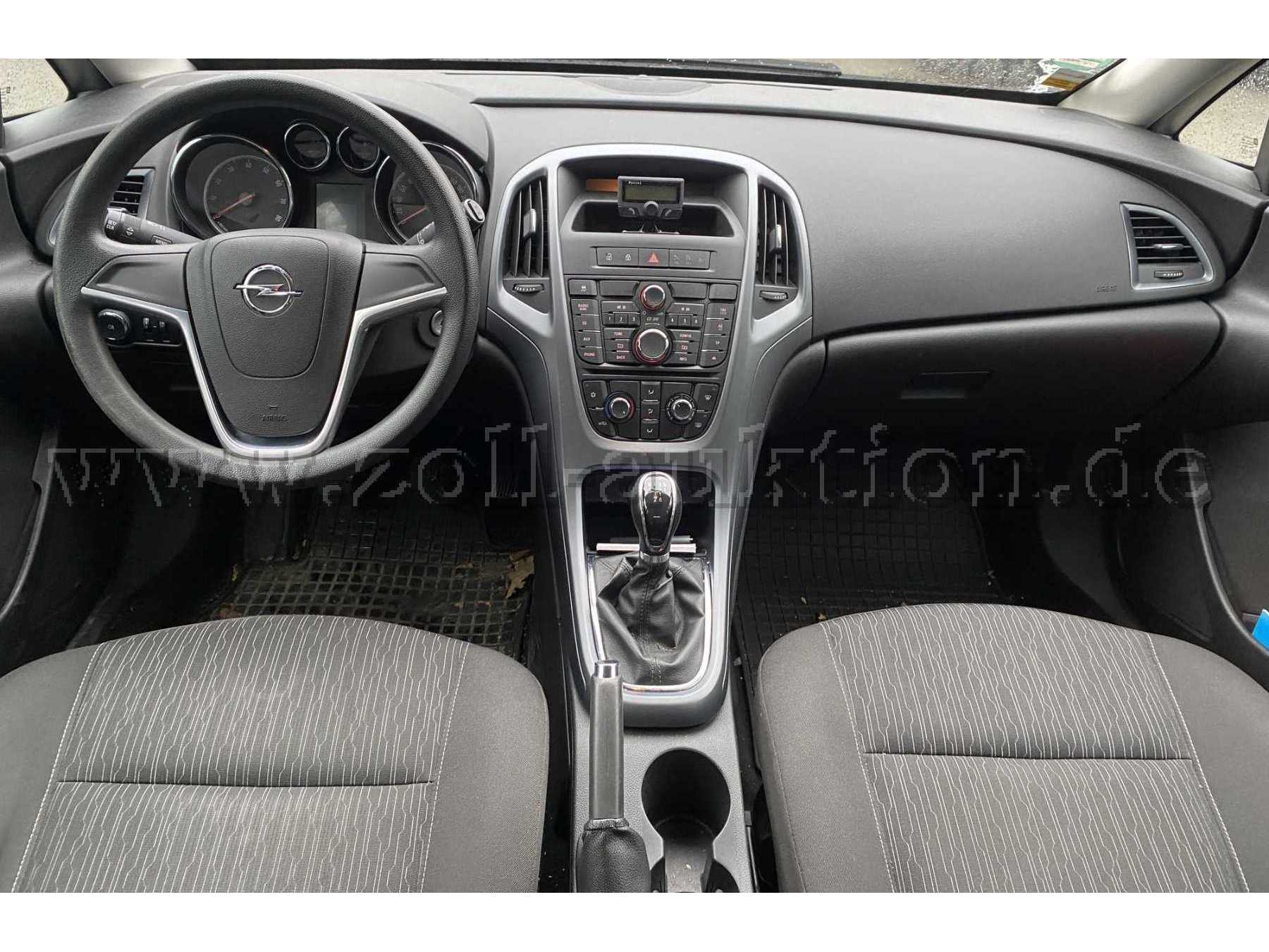 Opel Astra Sports Tourer: Innenraum