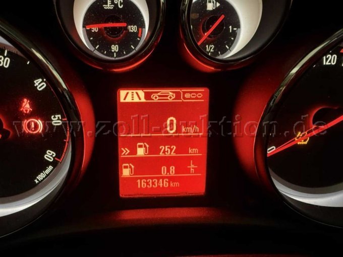 Multifunktionsdisplay mit Kilometerstand
