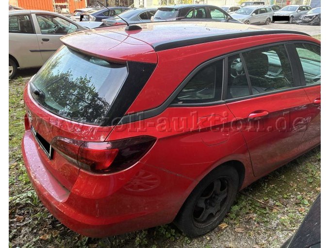 1 Opel Astra Sports Tourer stationwagen – foto 5 – kavel bij Zoll-Auktion, Stuttgart