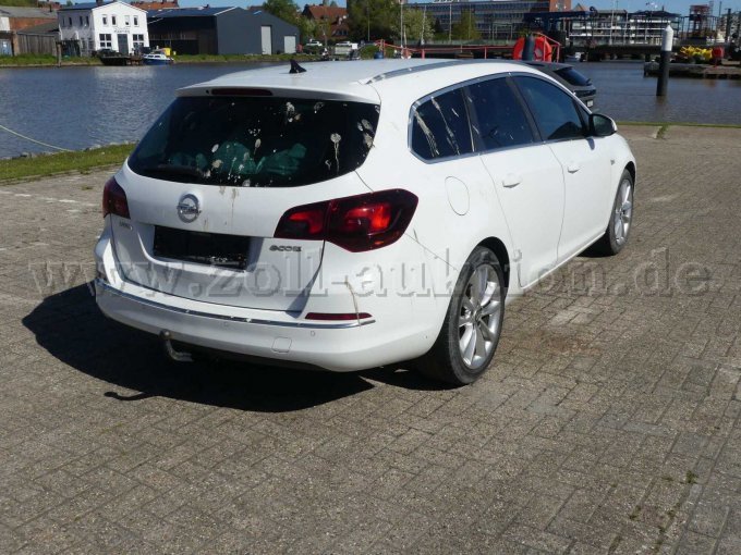 1 Opel Astra Sports Tourer Sport 1.7 CDTI, Bastlerfahrzeug / Ersatzteilträger – foto 9 – kavel bij Zoll-Auktion, Emden