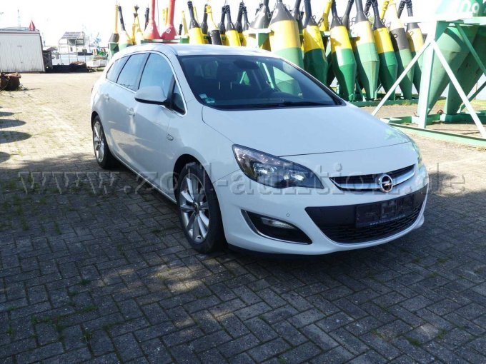 1 Opel Astra Sports Tourer Sport 1.7 CDTI, Bastlerfahrzeug / Ersatzteilträger – foto 7 – kavel bij Zoll-Auktion, Emden