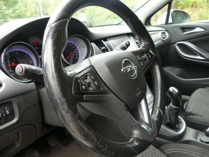 1 Opel Astra Sportstourer 1.6 BiTurbo CDTI – foto 8 – kavel bij Zoll-Auktion, Herne