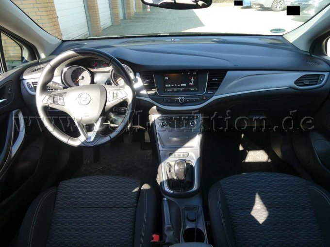 Innenansicht Instrumententafel