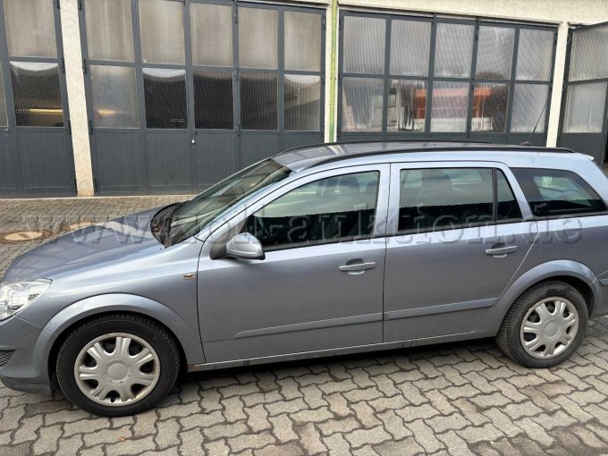 Seitenansicht Fahrer