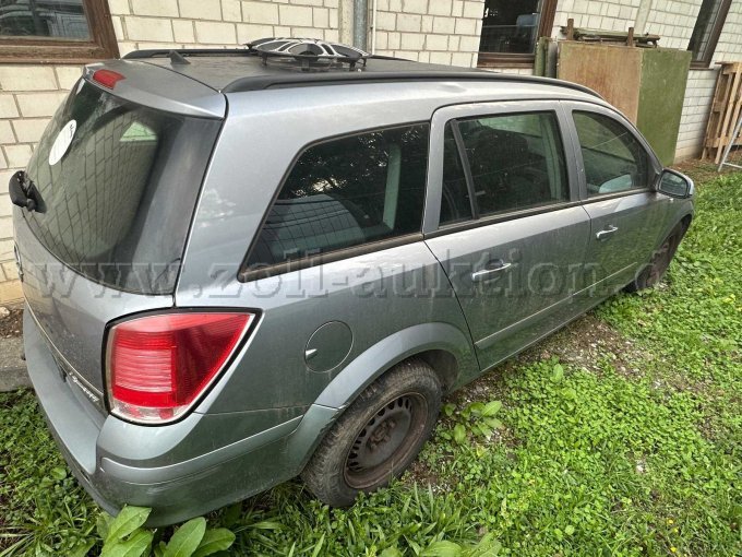 1 Opel Astra Station Wagon – foto 4 – kavel bij Zoll-Auktion, Bad Friedrichshall