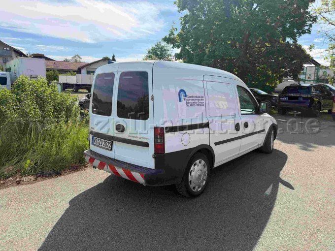 Opel Combo Ansicht hinten rechts