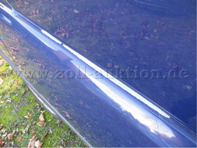 Lackablösung Schiebetür rechts