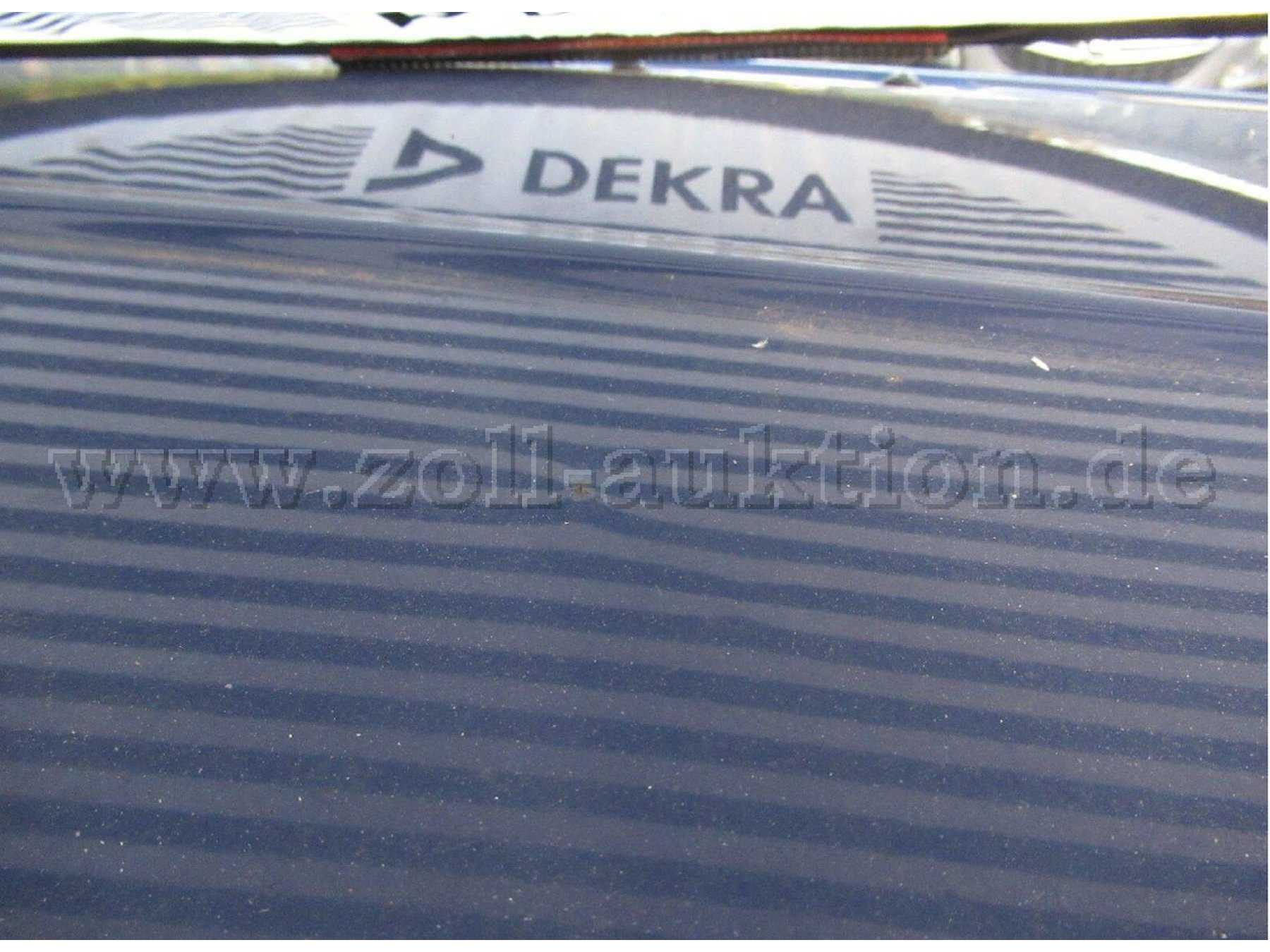 Dach punktuell korrodiert