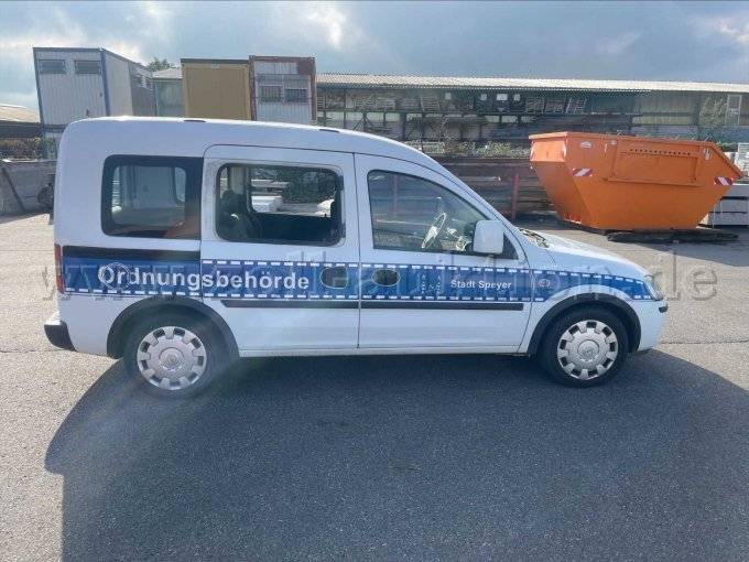 1 Opel Combo 1,6 CNG – foto 2 – kavel bij Zoll-Auktion, Speyer