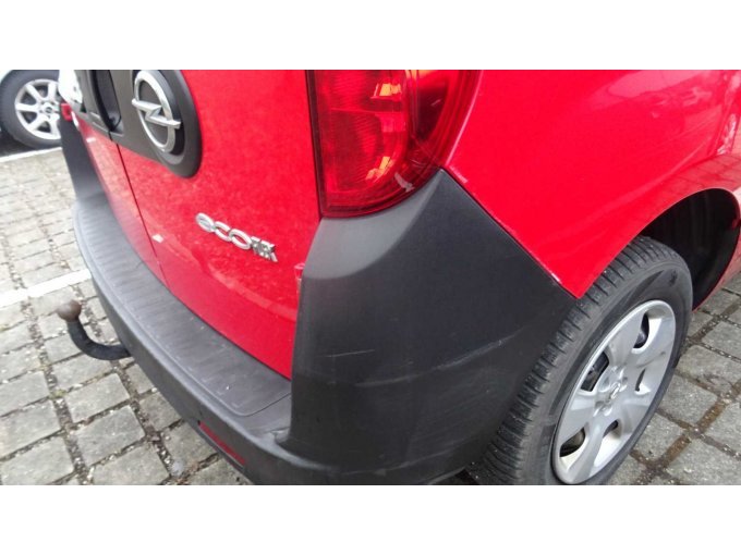 Verschrammungen Stoßfänger und Kotflügel, hinten rechts