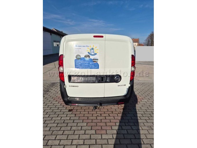 Opel Combo Kastenwagen - Heckansicht