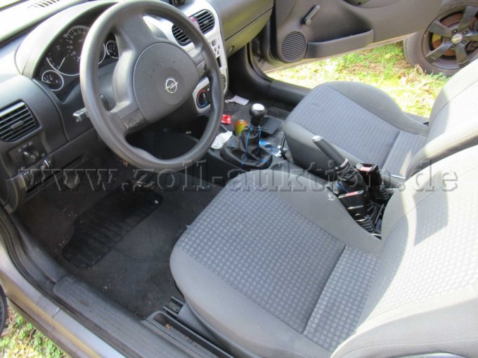 Innenraum Fahrerseite