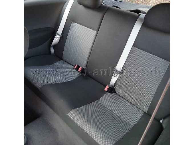 Rückbank des Fahrzeuges