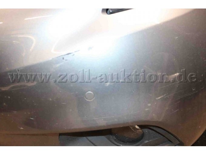 Kratzer Abschürfungen Stoßfänger