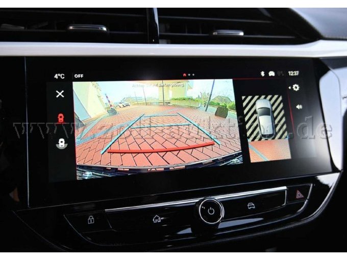 Ansicht Infotainmentdisplay mit Rückfahrkamera