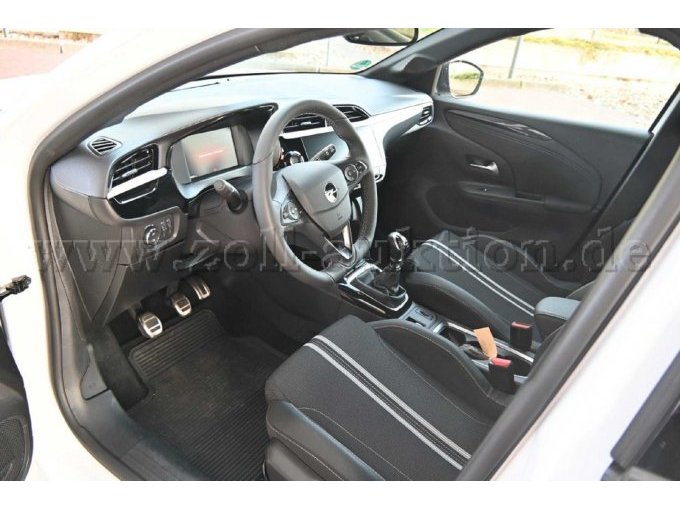 Innenansicht vorne links