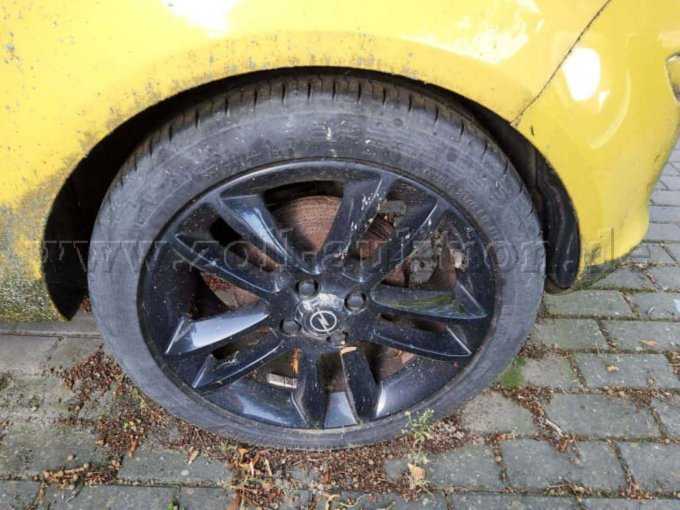 1 Opel Corsa D 1.4 Color Race, 3 Türer, EZ: 2010 – foto 6 – kavel bij Zoll-Auktion, Neustadt am Rübenberge