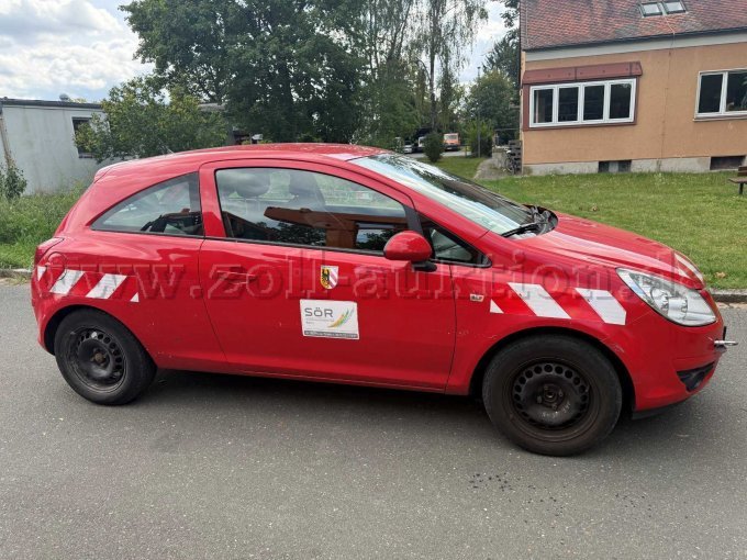 1 Opel Corsa D - Defekt – kavel bij Zoll-Auktion, Nürnberg